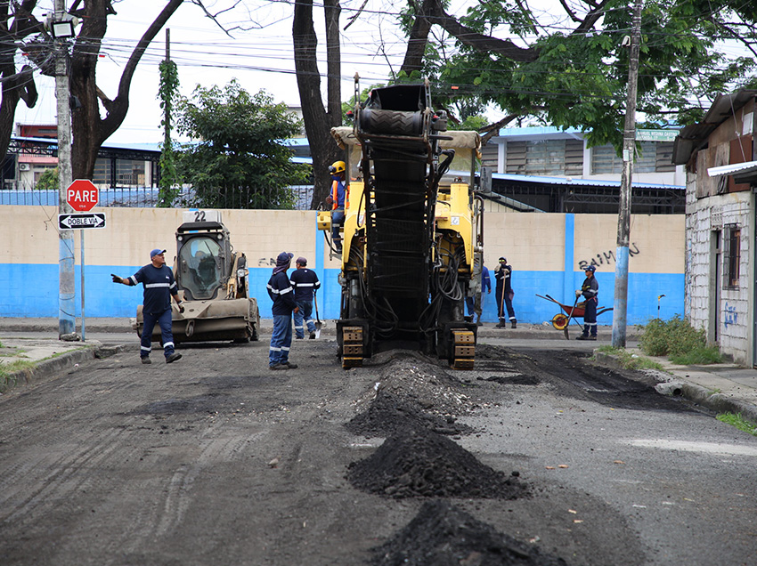 Obras Públicas interviene en cuatro calles del Batallón del Suburbio