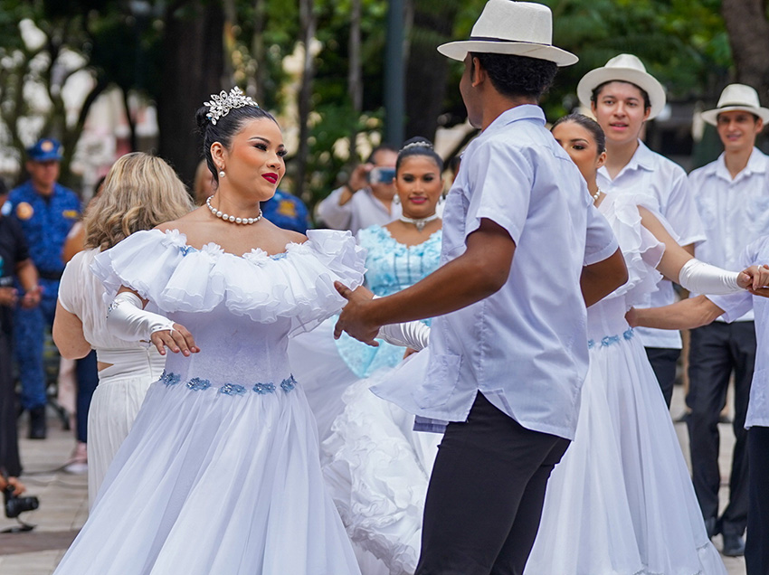 Malecón 2000 celebra las Fiestas Julianas con el programa Guayaquil de