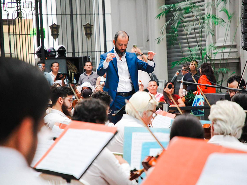 Orquesta Filarmónica rindió homenaje a los trabajadores con las canciones de Julio Jaramillo