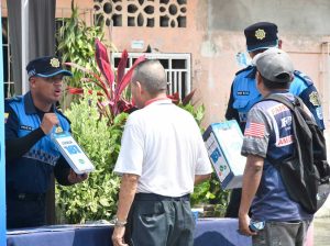 Comunidad en Acción llevó servicios municipales a moradores del Suburbio Oeste