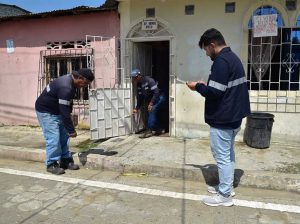 Dirección de Terrenos hace mediciones en barrios de Posorja para regularizar predios
