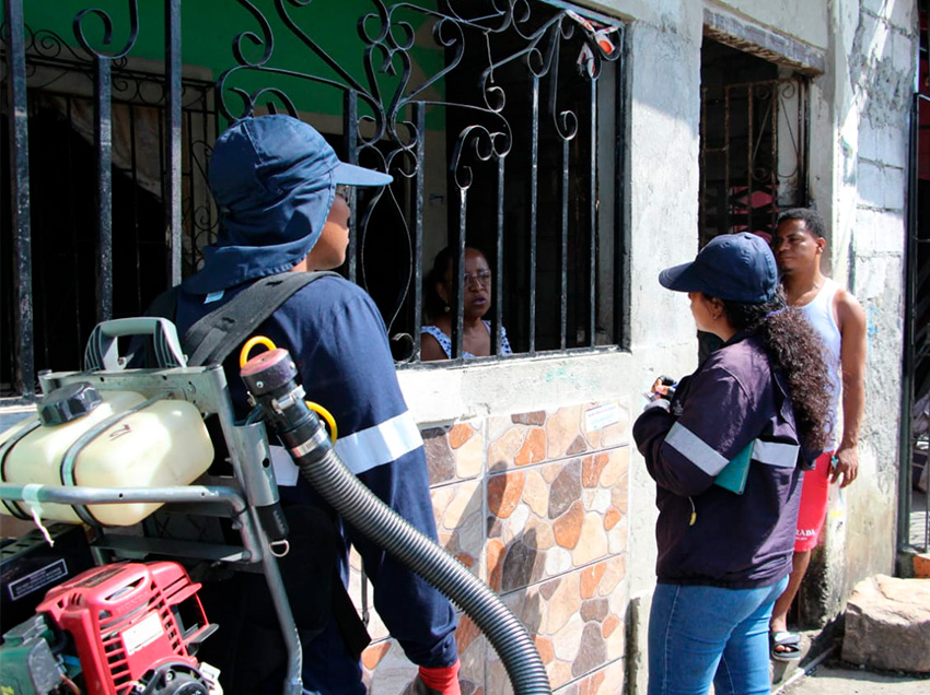 Brigada de salud intervino en sector del Suburbio con fumigación y desratización