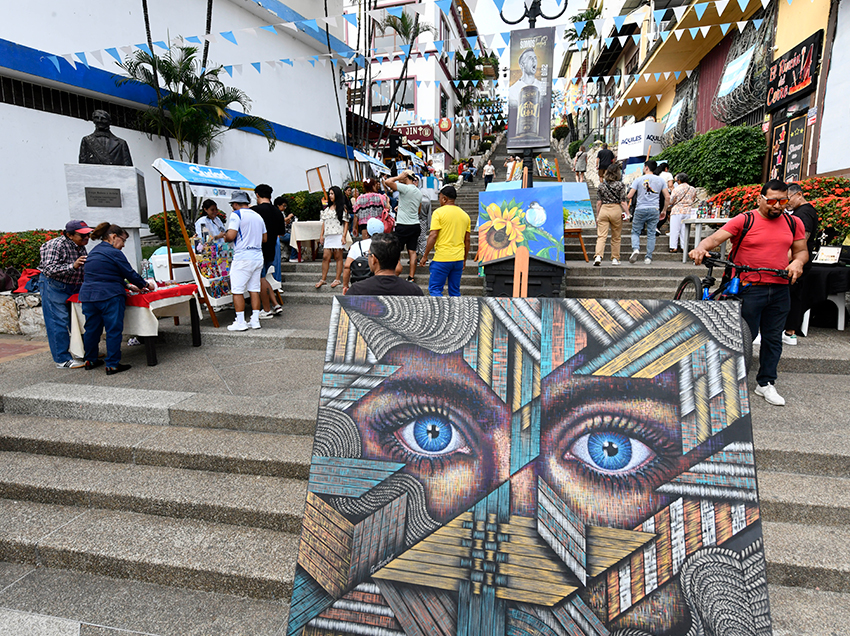 La esencia de Guayaquil brilla en cada rincón durante las fiestas julianas