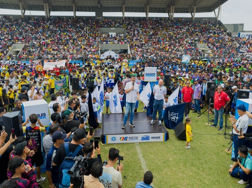 Más de 20 mil asistentes celebran el inicio de LigaPro Kids, la cuna del fútbol ecuatoriano
